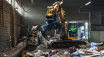 Franzefoss-Gjenvinning_I-sorteringshallen