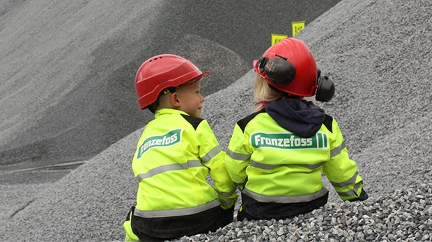 Franzefoss-Pukk_Barn-i-pukkverk