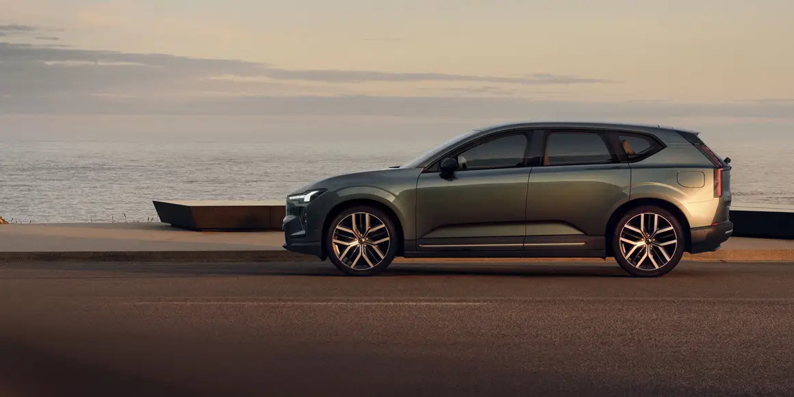 Frydenbo-Bil_VPL_Volvo_EX60_siden