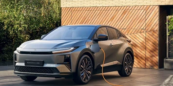 Toyota C-HR+